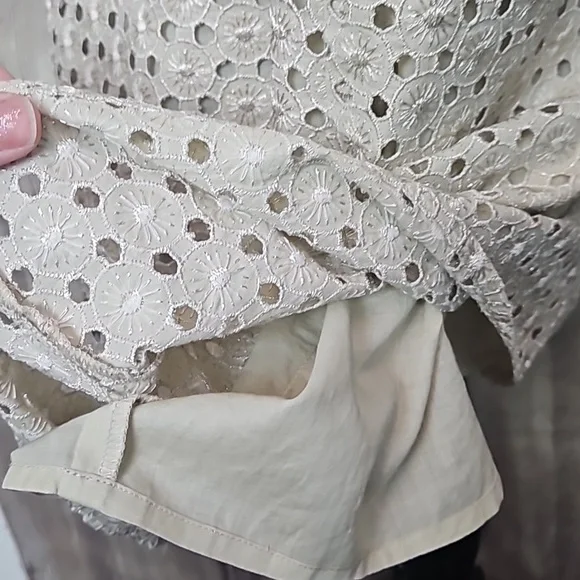 Michael Kors Neutral Shimmer Gold Eyelet Dress Sz 10 - Picture 7 of 11